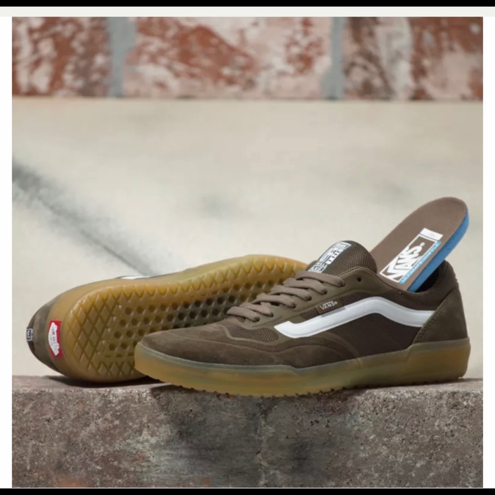 Brand new: AVE PRO Vans size 10